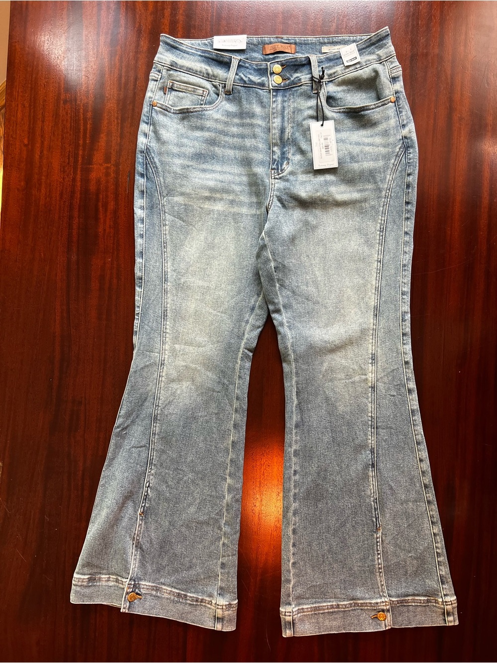 Judy Blue Women's High Waist Light Wash Vintage Flared Jeans New With Tags
